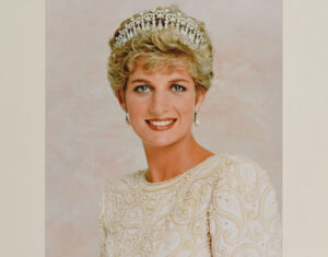sell Princess Diana memorabilia signed portrait Princess Diana, sold by RR Auction