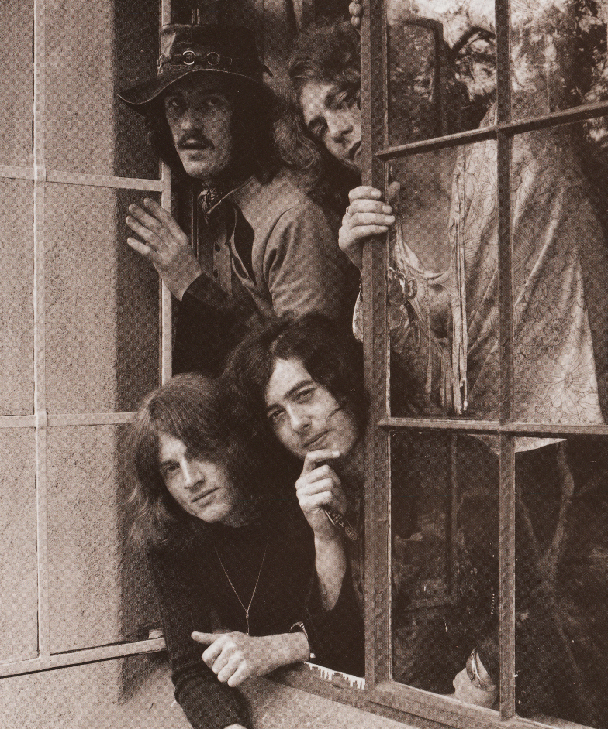 Sell Led Zeppelin memorabilia at RR Auction Sell Led Zeppelin memorabilia at RR Auction